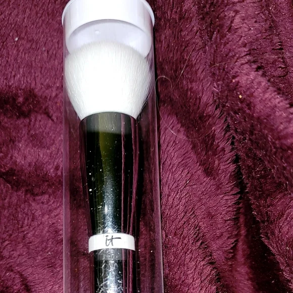 IT cosmetics heavenly skin New ( opened but put back in tube, Never used - Picture 3 of 5